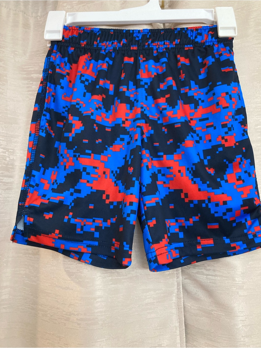 Athletic dri works Shorts in Blue & Red Pixel Camo medium 8
